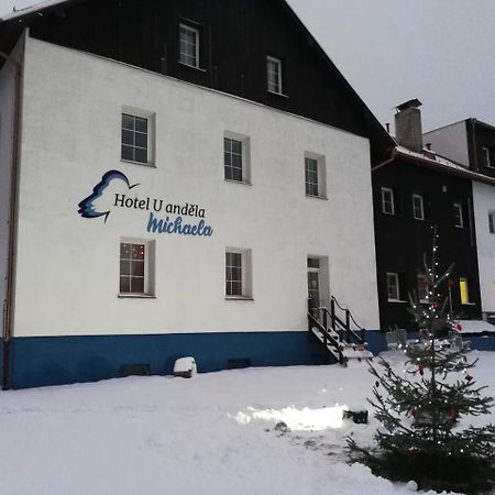 Hotel U Andela Michaela Javorná Екстериор снимка