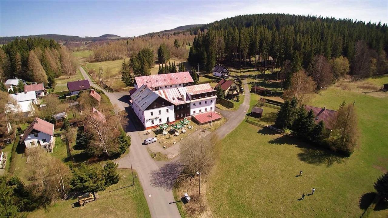 Hotel U Andela Michaela Javorná Екстериор снимка